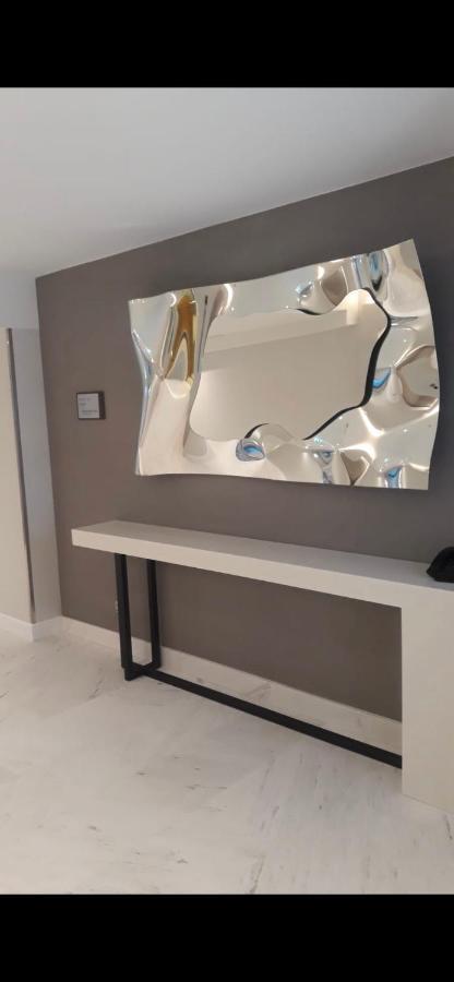 Apartment 16,26,27 Floors In Alliance Palace באטומי מראה חיצוני תמונה